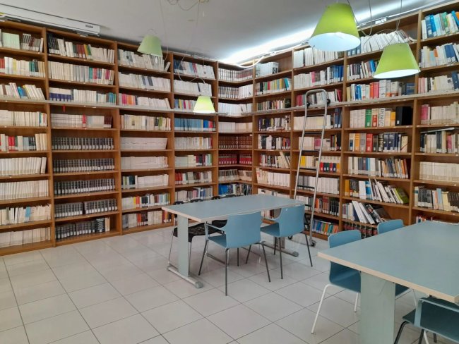 Sala lettura Biblioteca della Residenza