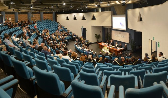 Adeli Honoris Causa