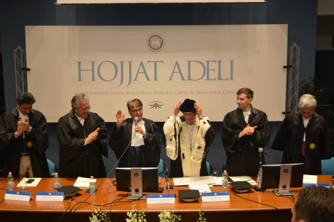 Adeli Honoris Causa