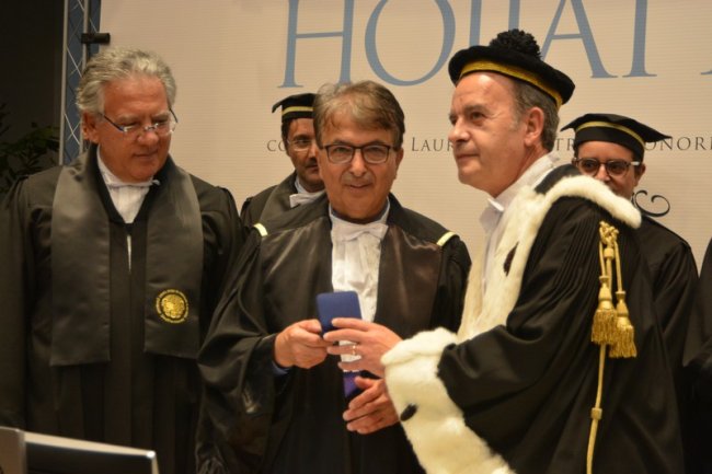 Adeli Honoris Causa