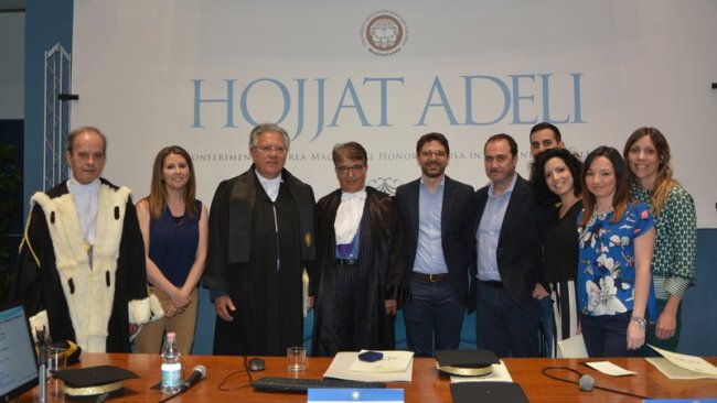 Adeli Honoris Causa