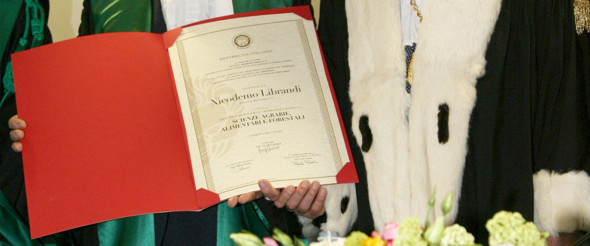 Dottorato H.C. in Scienze Agrarie, Alimentari e Forestali a Nicodemo Librandi
