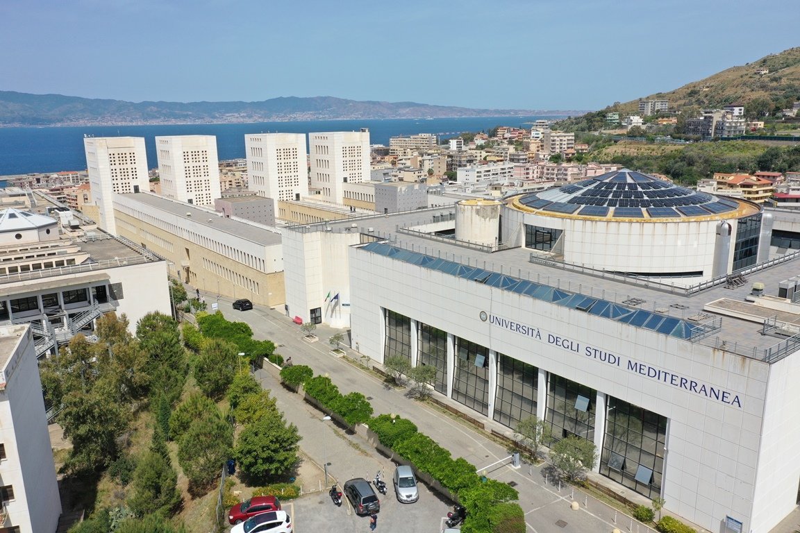 Università Mediterranea, Torri