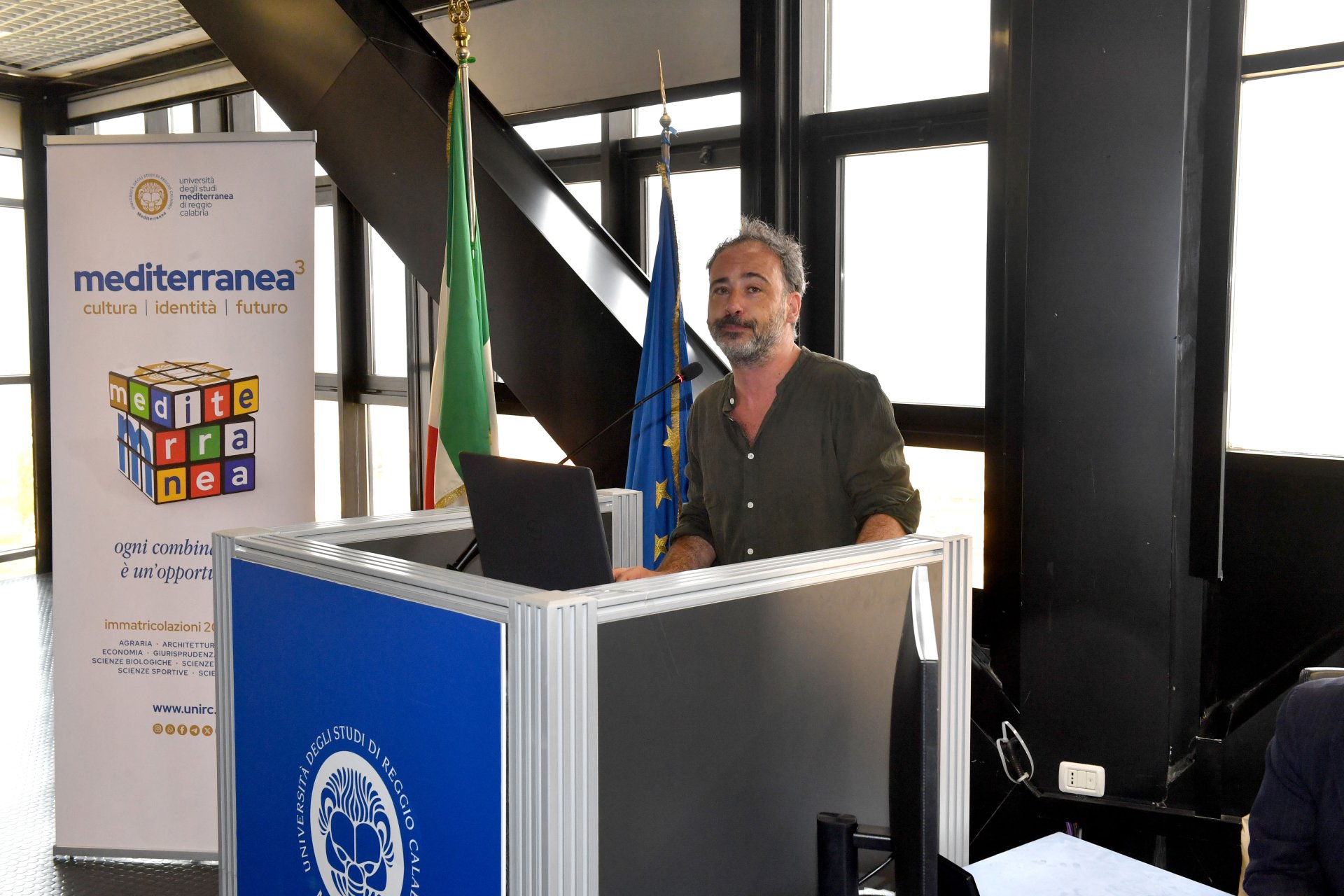 Il cantastorie Augusto Favaloro